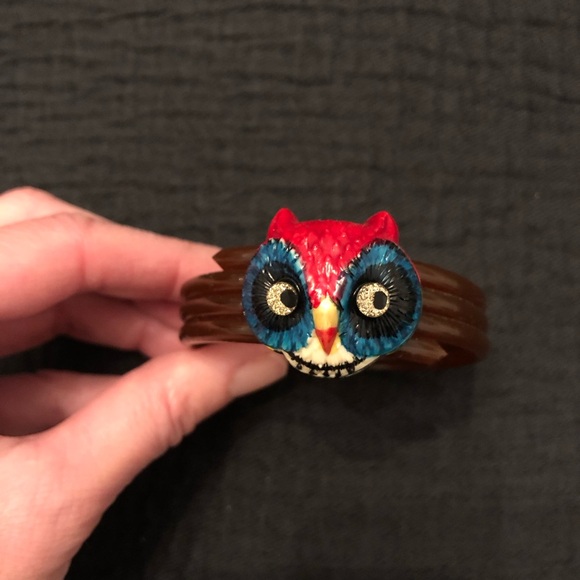 Fancy Fantastic Painted Vintage Owl Bracelet - Picture 8 of 11